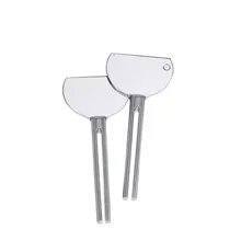 1pc Hair Coloring Cream Baked Ointment Paste Dispenser Styling Tools Salon Key Tube Squeezer Toothpaste Squeezer Fashion
1pc Hair Coloring Cream Baked Ointment Paste Dispenser Styling Tools Salon Key Tube Squeezer Toothpaste Squeezer Fashion