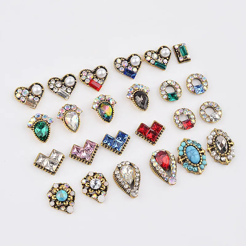 10Pcs/ Pack Retro Designs Metal Alloy With Crystals AB Rhinestones & Pearls For Nails Alloy Glitters DIY 3D Nail Art Decorations
10Pcs/ Pack Retro Designs Metal Alloy With Crystals AB Rhinestones & Pearls For Nails Alloy Glitters DIY 3D Nail Art Decorations