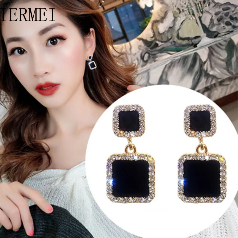Pendientes de declaración 2019 negro cuadrado geométricos pendientes para mujer Cristal de lujo boda diamantes de imitación pend
Pendientes de declaración 2019 negro cuadrado geométricos pendientes para mujer Cristal de lujo boda diamantes de imitación pend