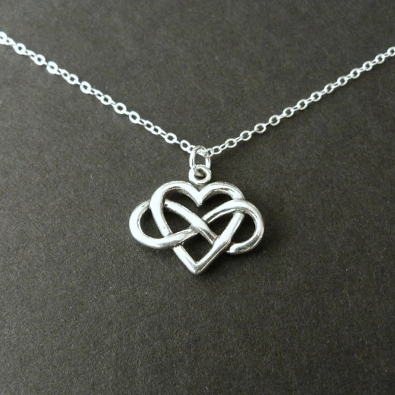 1pc Harajuku Infinity Heart Pendant Necklace Silver Charm Celtics Pendant Tiny Dainty Necklace
1pc Harajuku Infinity Heart Pendant Necklace Silver Charm Celtics Pendant Tiny Dainty Necklace