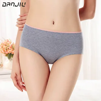 Women Cotton Solid Underwear Simple Style High Elasticity Seamless Female Panties Middle Waist Soft Breathable Breifs
Women Cotton Solid Underwear Simple Style High Elasticity Seamless Female Panties Middle Waist Soft Breathable Breifs