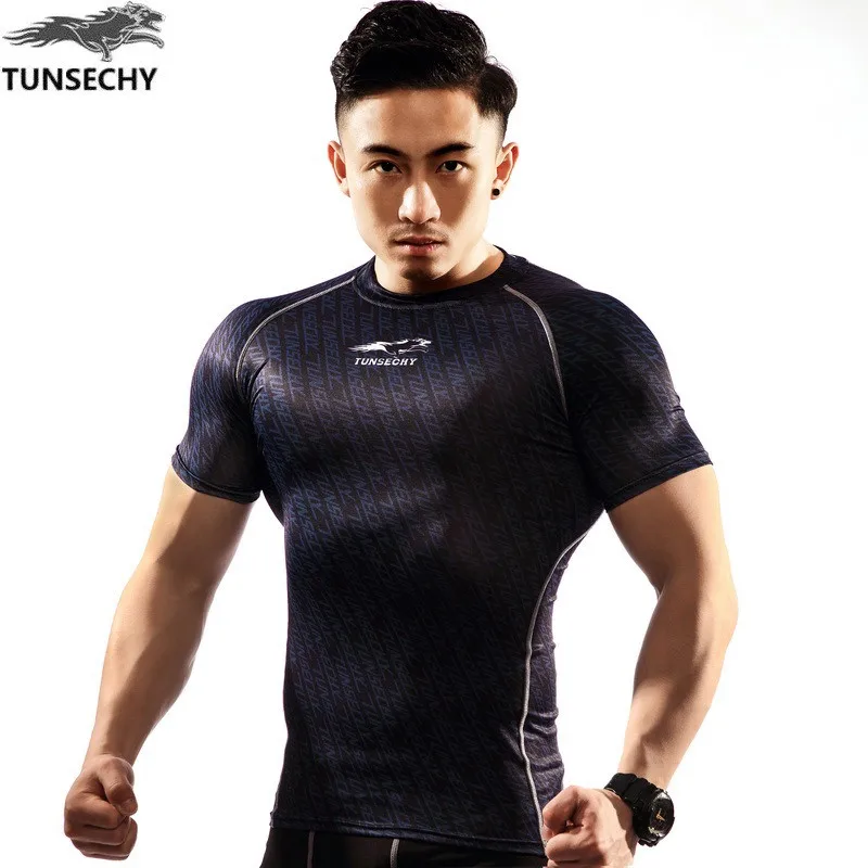 New 2017 TUNSECHY brand Original letter design man short sleeve T-shirt outdoor sports fitness running fashion T-shirt
New 2017 TUNSECHY brand Original letter design man short sleeve T-shirt outdoor sports fitness running fashion T-shirt