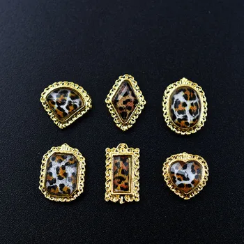10pcs Gold Sexy Leopard Rhinestones 3d Nail Art Decorations gliter New Arrival Strass Diamonds Stones Charms nails accessoires
10pcs Gold Sexy Leopard Rhinestones 3d Nail Art Decorations gliter New Arrival Strass Diamonds Stones Charms nails accessoires