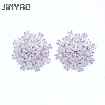 JINYAO Luxurious Snowflake Earrings For Women Bridal Sparkling Zircons Rhinestones Stud Earrings Wedding Accessories Jewelry
JINYAO Luxurious Snowflake Earrings For Women Bridal Sparkling Zircons Rhinestones Stud Earrings Wedding Accessories Jewelry