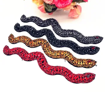 24*4.5cm Snake Bead Brooch Patches Applique Vintage Embroidered Fabric Sew On Patch Fashion Clothing Decoration Large Size 10pcs
24*4.5cm Snake Bead Brooch Patches Applique Vintage Embroidered Fabric Sew On Patch Fashion Clothing Decoration Large Size 10pcs