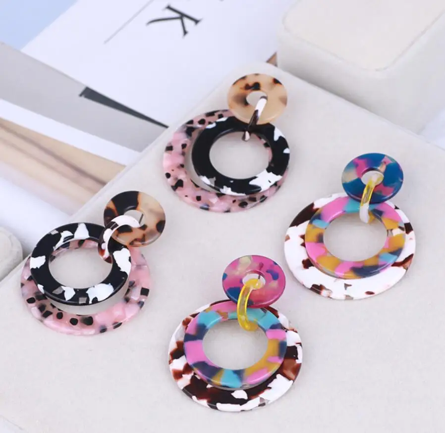 CSxjd 2018 new women's fashion luxury Colorful Resin circle women's earring jewelry
CSxjd 2018 new women's fashion luxury Colorful Resin circle women's earring jewelry