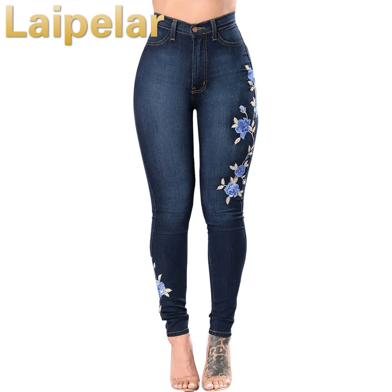 Embroidery Jeans Woman Plus Size 3XL High Waist Jeans Gradient Denim Ladies Jeans Femme Push Up Mom Jeans Flower Pants Elastic
Embroidery Jeans Woman Plus Size 3XL High Waist Jeans Gradient Denim Ladies Jeans Femme Push Up Mom Jeans Flower Pants Elastic