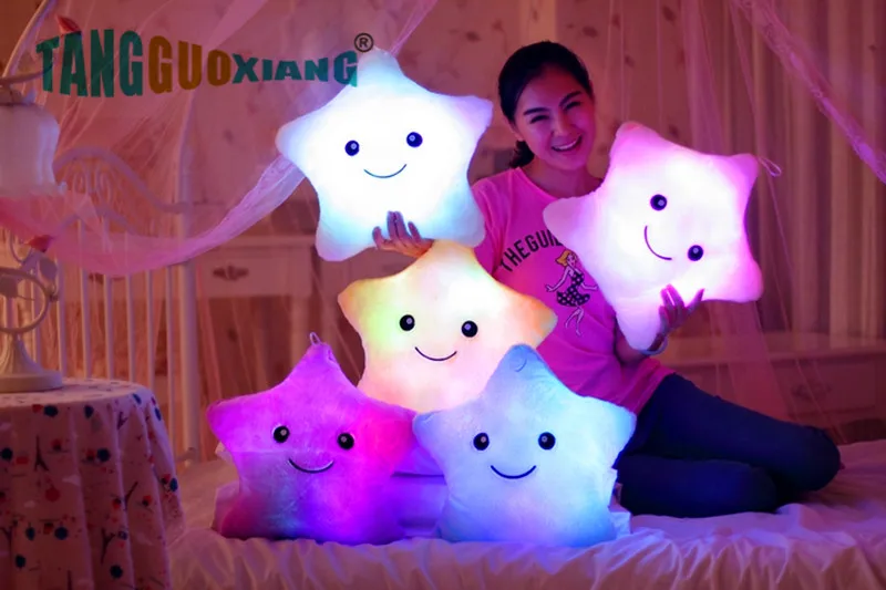 1pcst 35*40cm Kawaii Star Pillow Color Change Luminous Pillow with LED Light Soft Stuffed Doll Toys for Children
1pcst 35*40cm Kawaii Star Pillow Color Change Luminous Pillow with LED Light Soft Stuffed Doll Toys for Children