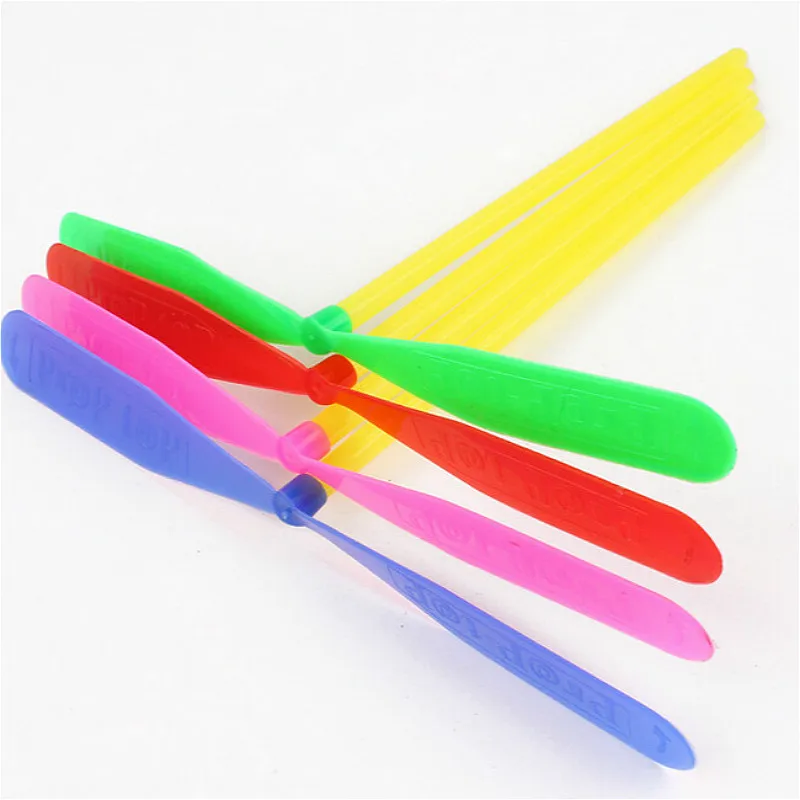 1pcs the Blue Kite Throwing Parachute Fly Kids Toy Playing Parachute Fun Flying Educational Toy for Children
1pcs the Blue Kite Throwing Parachute Fly Kids Toy Playing Parachute Fun Flying Educational Toy for Children