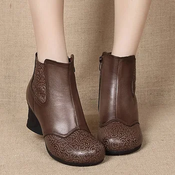 New Autumn Winter Vintage Flower Embossed Genuine Leather Women Shoes Woman Zipper High Heels Ankle Boots For Women Booties
New Autumn Winter Vintage Flower Embossed Genuine Leather Women Shoes Woman Zipper High Heels Ankle Boots For Women Booties
