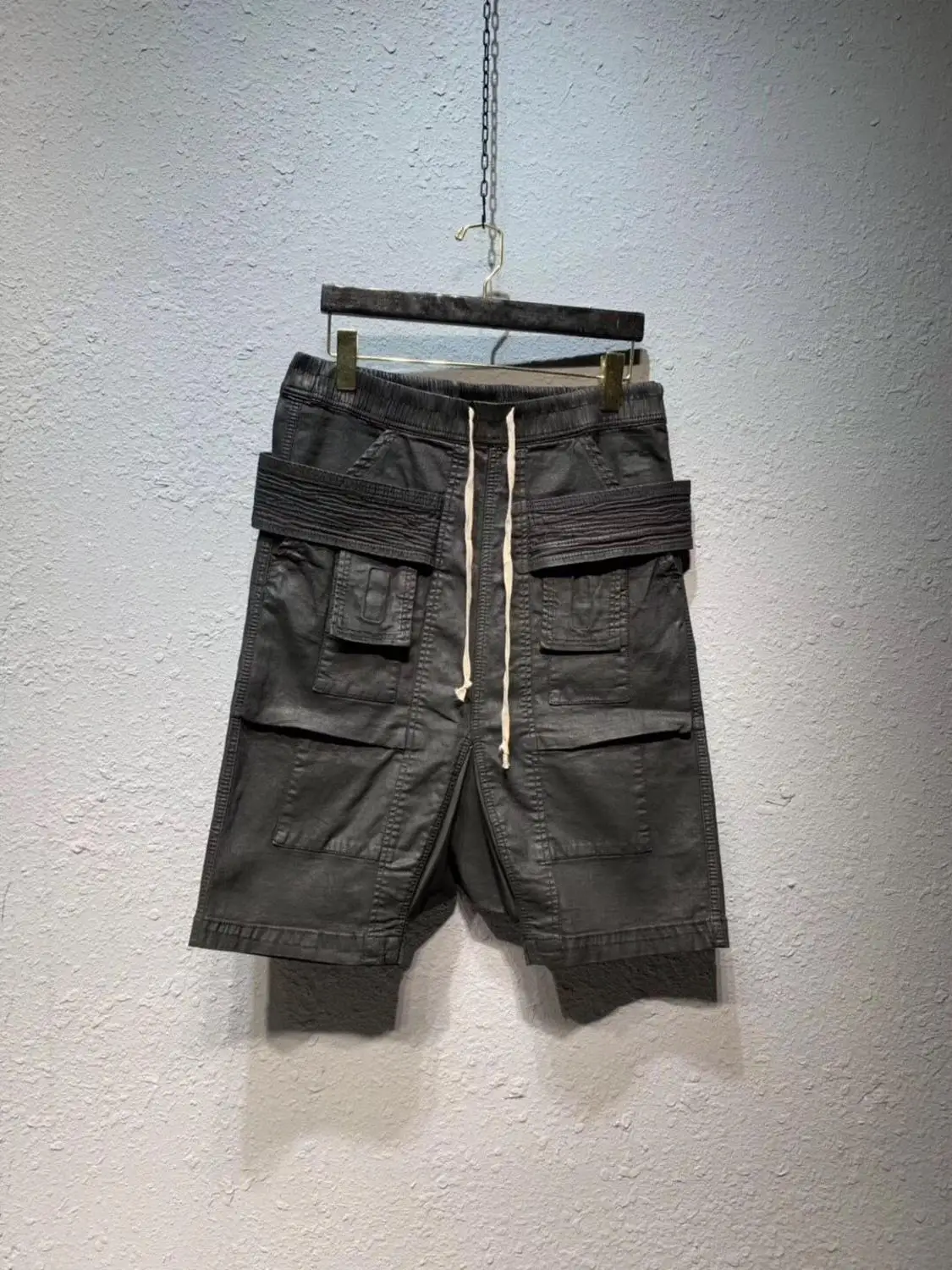 Owen Seak Men Casual Harem Shorts Cotton Denim Jean Gothic Men's Clothing Sweatpants Summer Women Knee Length Loose Black Shorts
Owen Seak Men Casual Harem Shorts Cotton Denim Jean Gothic Men's Clothing Sweatpants Summer Women Knee Length Loose Black Shorts