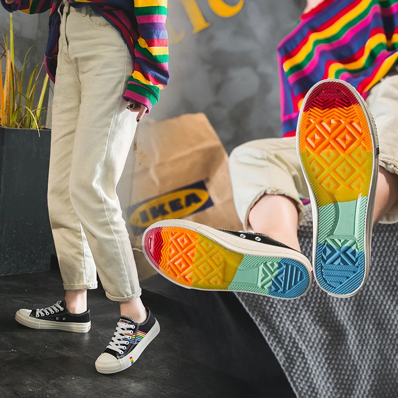 Rainbow Color sole fashion Women canvas Vulcanized shoes 2019 New Lace Up Woman sneakers black White basket femme
Rainbow Color sole fashion Women canvas Vulcanized shoes 2019 New Lace Up Woman sneakers black White basket femme