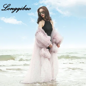 Longqibao Summer New Lace Vacation Photo Sun Protection Clothing Long Section Beach Blouse Mesh Loose Fashion Women's Clothing
Longqibao Summer New Lace Vacation Photo Sun Protection Clothing Long Section Beach Blouse Mesh Loose Fashion Women's Clothing