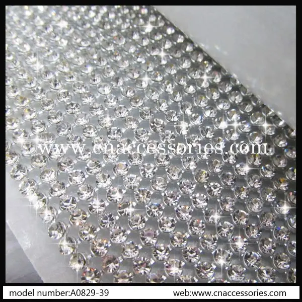 3mm a quality hot fix rhinestones trimming,clear rhinestones and silver base,0.45*1.2meter/pcs,1pcs/lot
3mm a quality hot fix rhinestones trimming,clear rhinestones and silver base,0.45*1.2meter/pcs,1pcs/lot