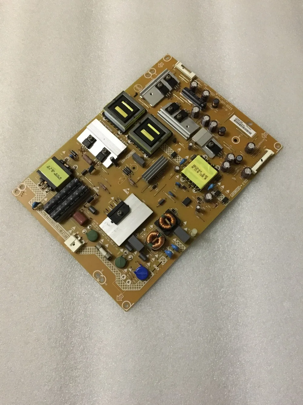 715G6100-P01-001-002S Good Working Tested