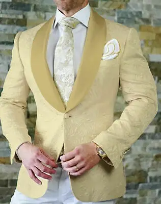 New Arrival Groomsmen Yellow Jacquard Groom Tuxedos Shawl Lapel Men Suits Wedding/Prom Best Man Blazer ( Jacket+Pants+Tie )
New Arrival Groomsmen Yellow Jacquard Groom Tuxedos Shawl Lapel Men Suits Wedding/Prom Best Man Blazer ( Jacket+Pants+Tie )