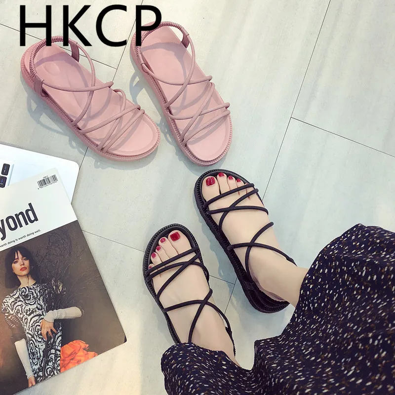 HKCP Fashion 2019 new one-button sandals Korean comfort platform ins open-toe solid color cross strap shoes C095
HKCP Fashion 2019 new one-button sandals Korean comfort platform ins open-toe solid color cross strap shoes C095