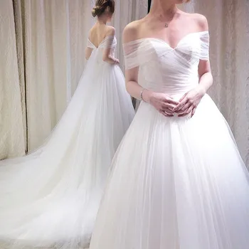Faat shipping Wedding Dresses 2018 Imported Soft Tulle Beautiful A-Line Wedding Gowns V-neck Elegant Princess Vestido de Noiva 
Faat shipping Wedding Dresses 2018 Imported Soft Tulle Beautiful A-Line Wedding Gowns V-neck Elegant Princess Vestido de Noiva