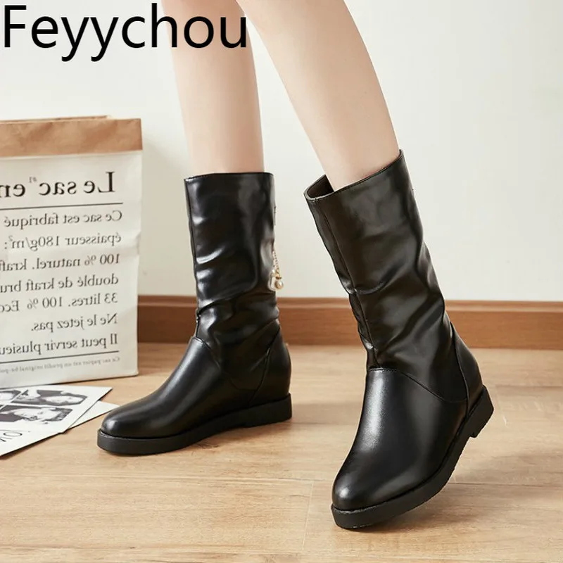 Women Boots Autumn Winter Med Heel Warm Pu Pearl Slip on Mid-calf Chelsea Motorcycle Shoe 2018 Sexy New Fashion Black Beige
Women Boots Autumn Winter Med Heel Warm Pu Pearl Slip on Mid-calf Chelsea Motorcycle Shoe 2018 Sexy New Fashion Black Beige