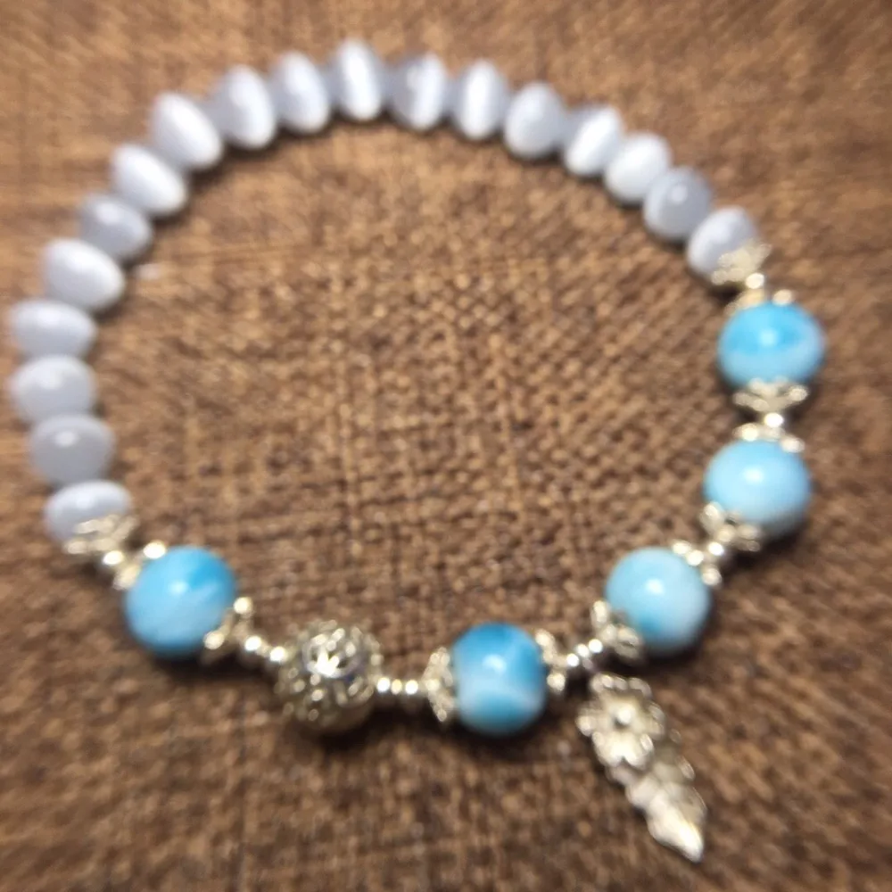 Fine Jewelry 100% Natural Larimar Amber Stone Gemstone 21.88grams Female Bracelet Fine Women Bracelets
Fine Jewelry 100% Natural Larimar Amber Stone Gemstone 21.88grams Female Bracelet Fine Women Bracelets
