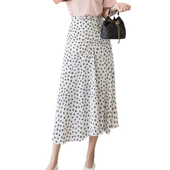 Korean 2019 Summer Women Skirts Polka Dot Chiffon Skirts High Waist Bodycon Ruffles Maxi Skirts For Women Bohemia White Skirt 
Korean 2019 Summer Women Skirts Polka Dot Chiffon Skirts High Waist Bodycon Ruffles Maxi Skirts For Women Bohemia White Skirt