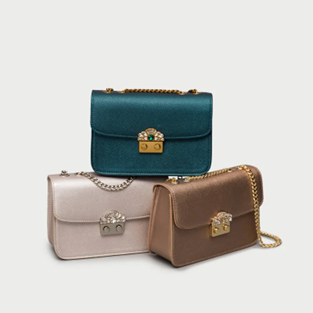 New 2019 Fashion Vintage Casual Women Bag Brand Design Hasp Shoulder Bag Crossbody Bag Ladies Bag
New 2019 Fashion Vintage Casual Women Bag Brand Design Hasp Shoulder Bag Crossbody Bag Ladies Bag
