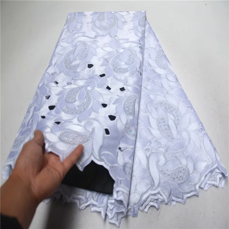 Hot Sale White French Swiss Voile Lace Fabric Hand Cut African Cotton Lace Fabric Best Selling For Women Sewing Dress PSA674-1
Hot Sale White French Swiss Voile Lace Fabric Hand Cut African Cotton Lace Fabric Best Selling For Women Sewing Dress PSA674-1