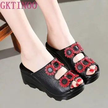 2019 Summer Women Shoes Wedges Slippers Platform Sandals Genuine Leather Handmade Flower Peep Toes Comfotable Women Slides
2019 Summer Women Shoes Wedges Slippers Platform Sandals Genuine Leather Handmade Flower Peep Toes Comfotable Women Slides