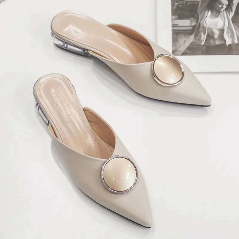 Summer Ladies Female Square Buckle Rubber Slippers Closed Toe Mules Clear Slides Chunky Heel New 2019 Outside Pvc Med Sliders
Summer Ladies Female Square Buckle Rubber Slippers Closed Toe Mules Clear Slides Chunky Heel New 2019 Outside Pvc Med Sliders