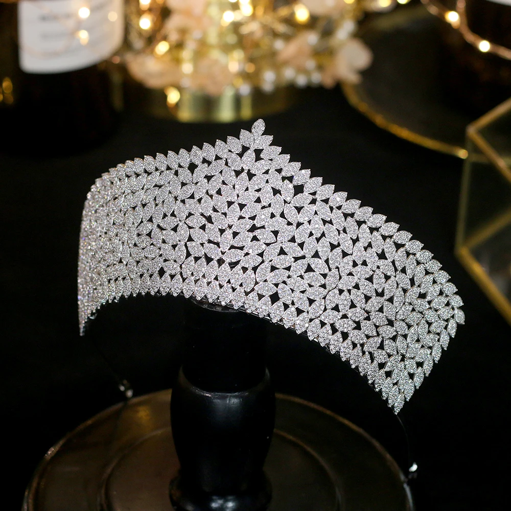 Luxury 3A Zircon Queen Crown Wedding Big Tiaras Diadem CZ Jewelry Headwear for Women Birthday Gifts Bridal Hair Accessories
Luxury 3A Zircon Queen Crown Wedding Big Tiaras Diadem CZ Jewelry Headwear for Women Birthday Gifts Bridal Hair Accessories