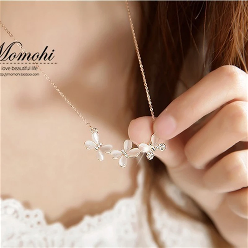 Hot Women's Fashion Butterfly Necklaces Trend Opal Crystal Pendants Necklace Jewelry Wholesale Chokers Necklaces for Women Gift
Hot Women's Fashion Butterfly Necklaces Trend Opal Crystal Pendants Necklace Jewelry Wholesale Chokers Necklaces for Women Gift
