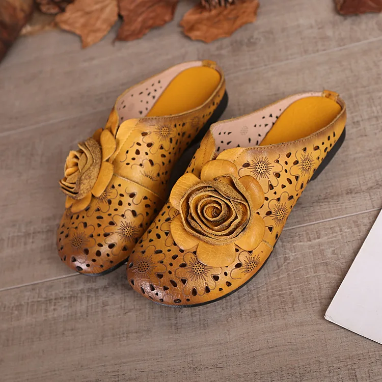 Women Mules Hollow Out Flower Leather Slippers Summer Low Heels Women Shoes Soft Bottom Handmade Genuine Leather Slipper Mules
Women Mules Hollow Out Flower Leather Slippers Summer Low Heels Women Shoes Soft Bottom Handmade Genuine Leather Slipper Mules