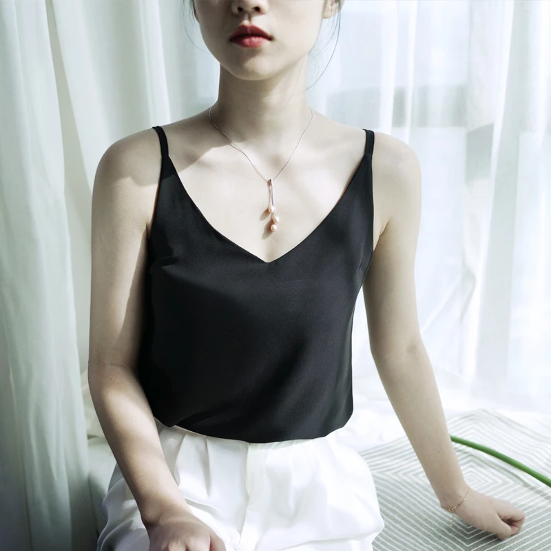 2019 New Chiffon Camis Tops Women V Neck Two Levels Summer Sleeveless Casual Camisoles Top Female Basic Tank Tops
2019 New Chiffon Camis Tops Women V Neck Two Levels Summer Sleeveless Casual Camisoles Top Female Basic Tank Tops