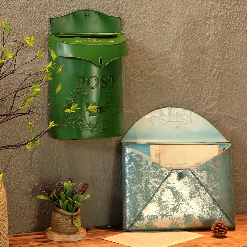 36*26.5*4cm Retro Style wall mounted post box vintage metal mailbox Cafe bar decoration shop decorations about 750g
36*26.5*4cm Retro Style wall mounted post box vintage metal mailbox Cafe bar decoration shop decorations about 750g