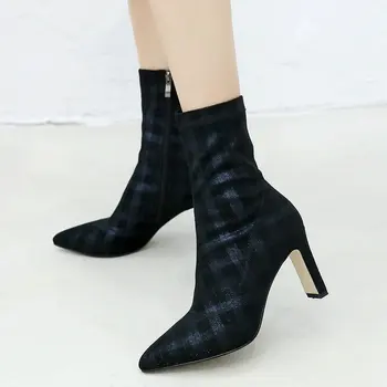 Black Blue Pointed Toe Ankle Boots for Women Comfort Block High Heel Short Boots 2019 Winter New Party Fashion Short Boots
Black Blue Pointed Toe Ankle Boots for Women Comfort Block High Heel Short Boots 2019 Winter New Party Fashion Short Boots