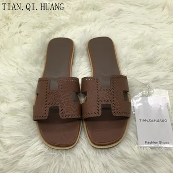 New Arrival Casual Style Genuine Leather Sanlads Women Flip Flops Flats Woman Shoes Summer Slippers Fashio TIAN.QI.HUANG Brand
New Arrival Casual Style Genuine Leather Sanlads Women Flip Flops Flats Woman Shoes Summer Slippers Fashio TIAN.QI.HUANG Brand