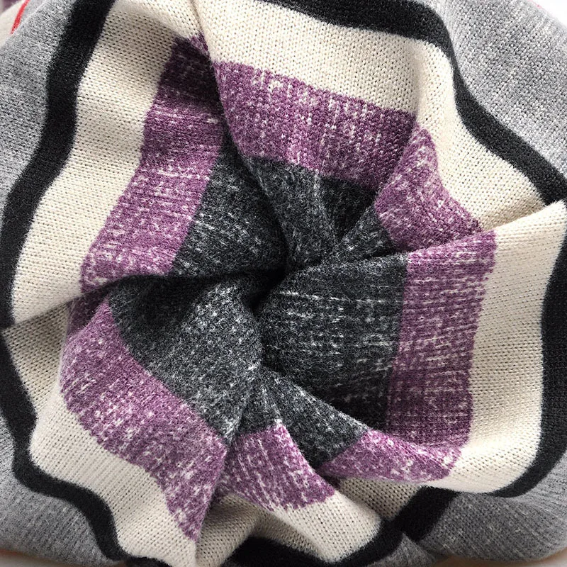 3878909839_1632772331