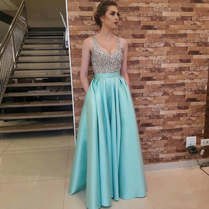 Hot Sale Evening Dresses Crystals Formal Evening Gowns Vestido De Festa Light Blue Long Evening Dress Beades Sleeveless abiye
Hot Sale Evening Dresses Crystals Formal Evening Gowns Vestido De Festa Light Blue Long Evening Dress Beades Sleeveless abiye