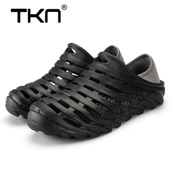 TKN 2019 Spring Men Beach Shoes Black Flip Flops Sandals Slip on Garden Shoes Super Cool Light Weight Men Water Shoes 621
TKN 2019 Spring Men Beach Shoes Black Flip Flops Sandals Slip on Garden Shoes Super Cool Light Weight Men Water Shoes 621
