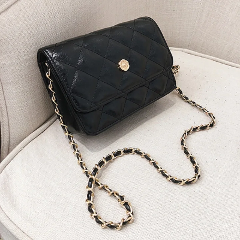 Fashion texture rhombic chain bag female 2019 new wild small square bag fashion simple shoulder slung small bag
Fashion texture rhombic chain bag female 2019 new wild small square bag fashion simple shoulder slung small bag