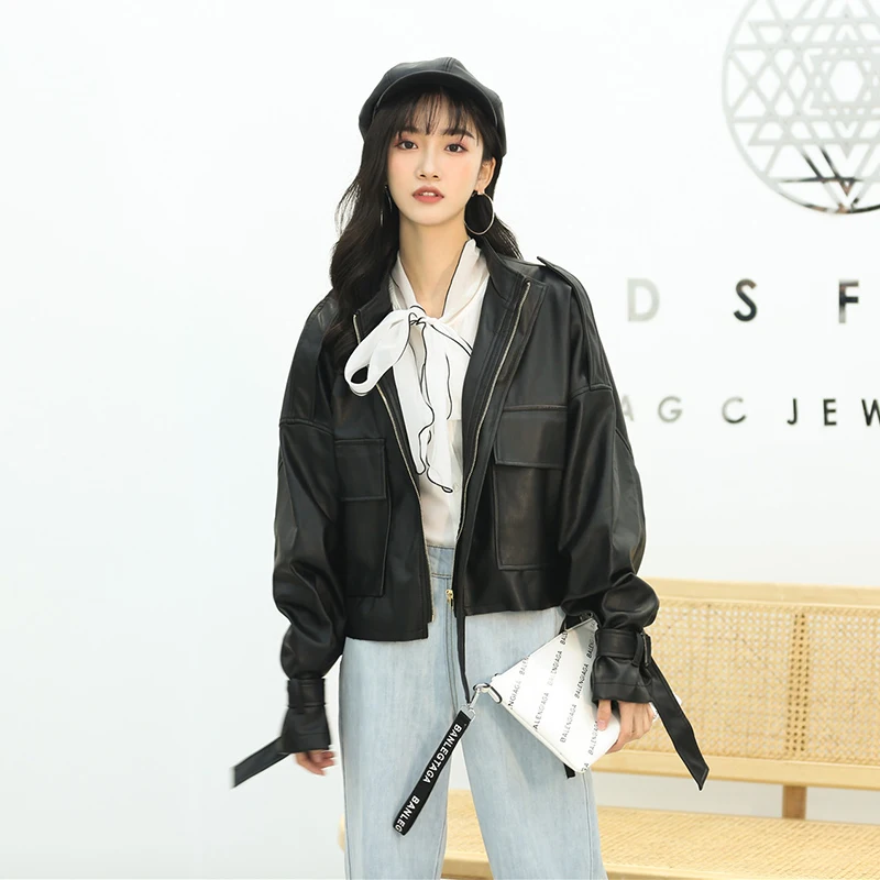 GMPWAT PU Leather Jackets Women Stand Collar Batwing Sleeve Loose Jacket Female Spring Fashion Tide 2019 Korean Woman Bikers New
GMPWAT PU Leather Jackets Women Stand Collar Batwing Sleeve Loose Jacket Female Spring Fashion Tide 2019 Korean Woman Bikers New
