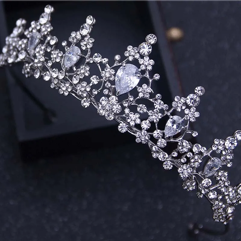 Wedding Bridal Tiara Crown Clear Zircon Crystal Rhinestones Women Handmade Brides Diadem Pageant Party Crowns tiara de noiva
Wedding Bridal Tiara Crown Clear Zircon Crystal Rhinestones Women Handmade Brides Diadem Pageant Party Crowns tiara de noiva