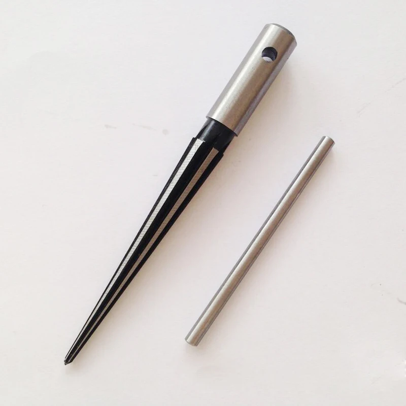 Tapered Reamer Repairman's Taper Reamer Deburring Hand Tool T Handle 5-16mm 1:10 Hand Held Reamer Hole Pipe Chaser Reaming Tool
Tapered Reamer Repairman's Taper Reamer Deburring Hand Tool T Handle 5-16mm 1:10 Hand Held Reamer Hole Pipe Chaser Reaming Tool
