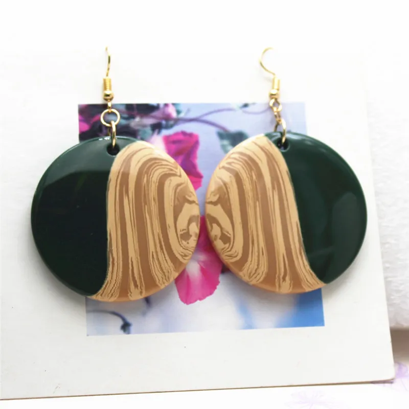 2017 new fashion brand jewelry Simple round resin earrings printing style earring for women gift for
2017 new fashion brand jewelry Simple round resin earrings printing style earring for women gift for