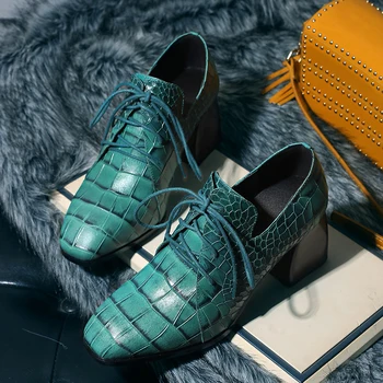 Genuine Leather shoes Women Single shoes Fashion length 22-26cm ladies Spring Autunm pumps cow leather Embossed stone pattern
Genuine Leather shoes Women Single shoes Fashion length 22-26cm ladies Spring Autunm pumps cow leather Embossed stone pattern