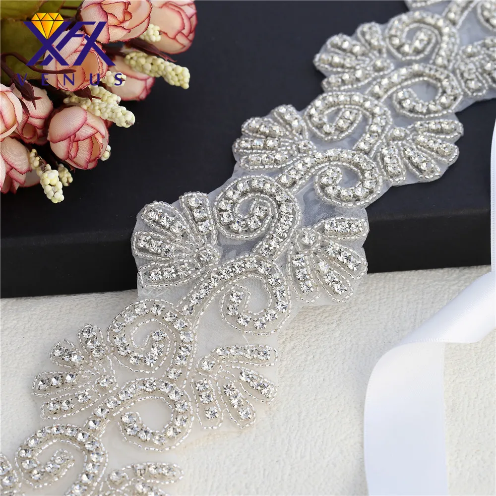 XINFANGXIU Cane vine design gold sliver lovely flower pattern rhinestone appliques,flower rhinestone pieces for bridal wedding
XINFANGXIU Cane vine design gold sliver lovely flower pattern rhinestone appliques,flower rhinestone pieces for bridal wedding