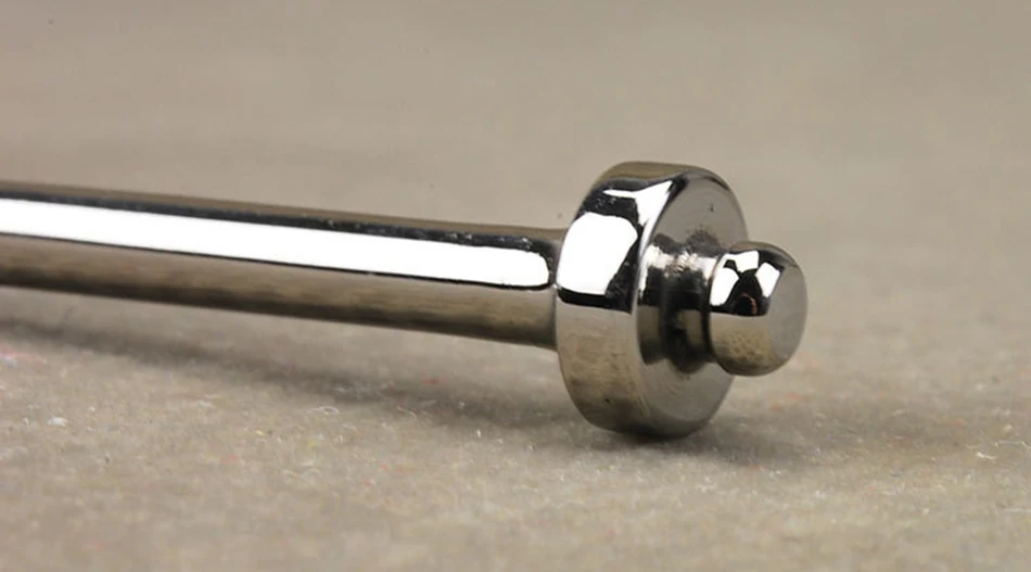 Анальная пробка с электростимуляцией 