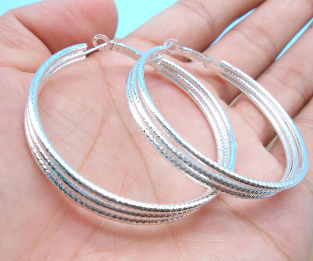 925 50MM Silver Simple Hollow Ear Ring Multiple frosted Big Circle Female Connections Earrings Wholesale Fashion
925 50MM Silver Simple Hollow Ear Ring Multiple frosted Big Circle Female Connections Earrings Wholesale Fashion