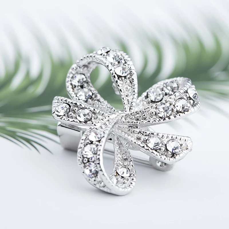 High Quality Fine Bijouterie Rhinestone Brooch Small Collar Wedding Bridal Pin Brooches Wholesale Hat Decoration
High Quality Fine Bijouterie Rhinestone Brooch Small Collar Wedding Bridal Pin Brooches Wholesale Hat Decoration