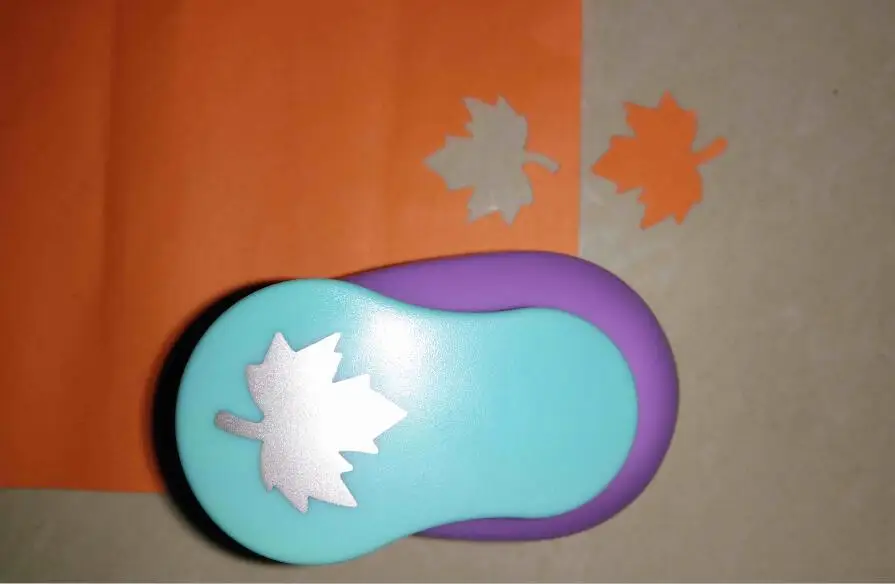 free shipping 2-2.5CM Maple shape EVA foam punch paper punch for greeting card handmade ,Scrapbook Handmade puncher
free shipping 2-2.5CM Maple shape EVA foam punch paper punch for greeting card handmade ,Scrapbook Handmade puncher
